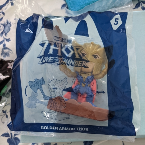 2 For $8 McDonald's Happy Meal, Thor Love and Thunder, Golden Armor Thor - Picture 1 of 2